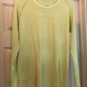 Lululemon swiftly 12 clarity yellow